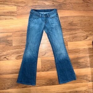 Citizens of Humanity Ingrid #002 stretch low waist flair blue jeans. Size 26
